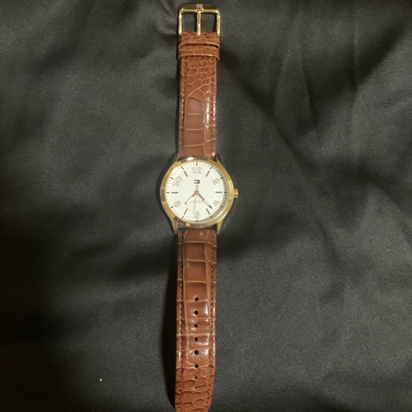 Tommy Hilfiger Brown Leather Gold-tone Watch - Picture 4 of 6
